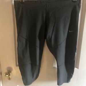 Nike compression Dri fit crop pants xl